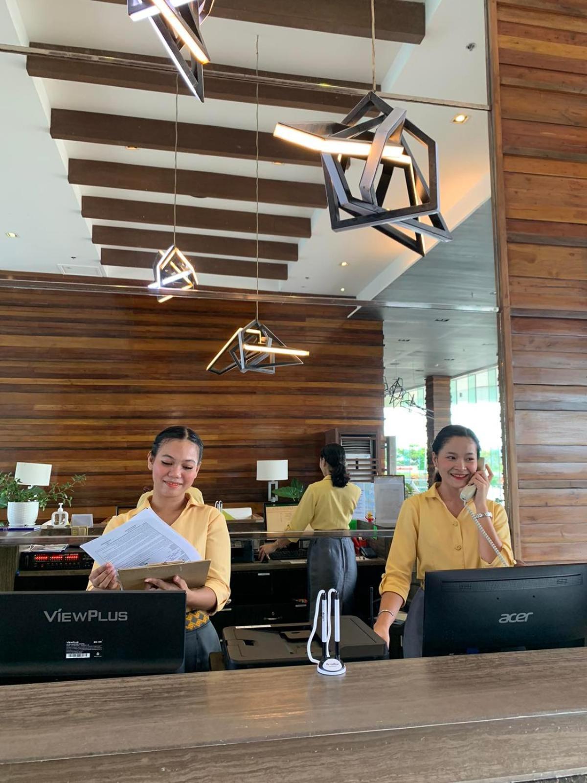 Arterra Seaview Resort Lapu-Lapu City Eksteriør bilde