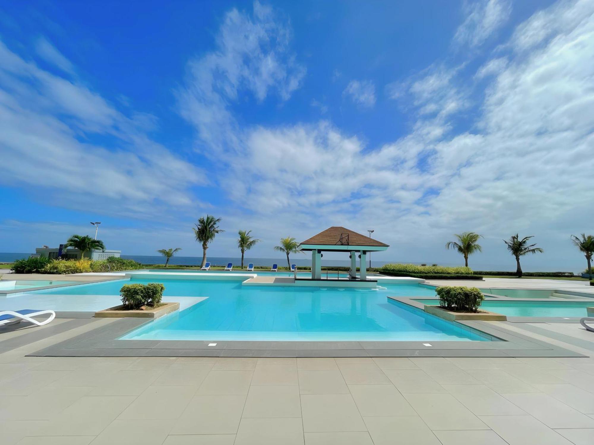 Arterra Seaview Resort Lapu-Lapu City Eksteriør bilde
