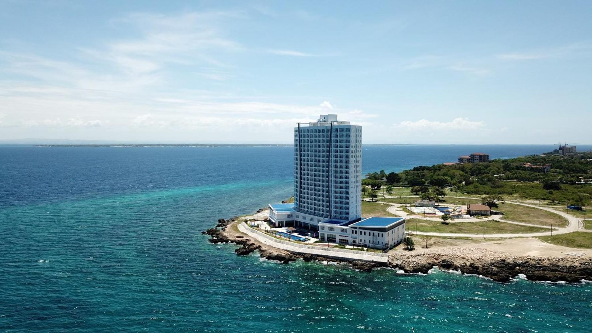 Arterra Seaview Resort Lapu-Lapu City Eksteriør bilde